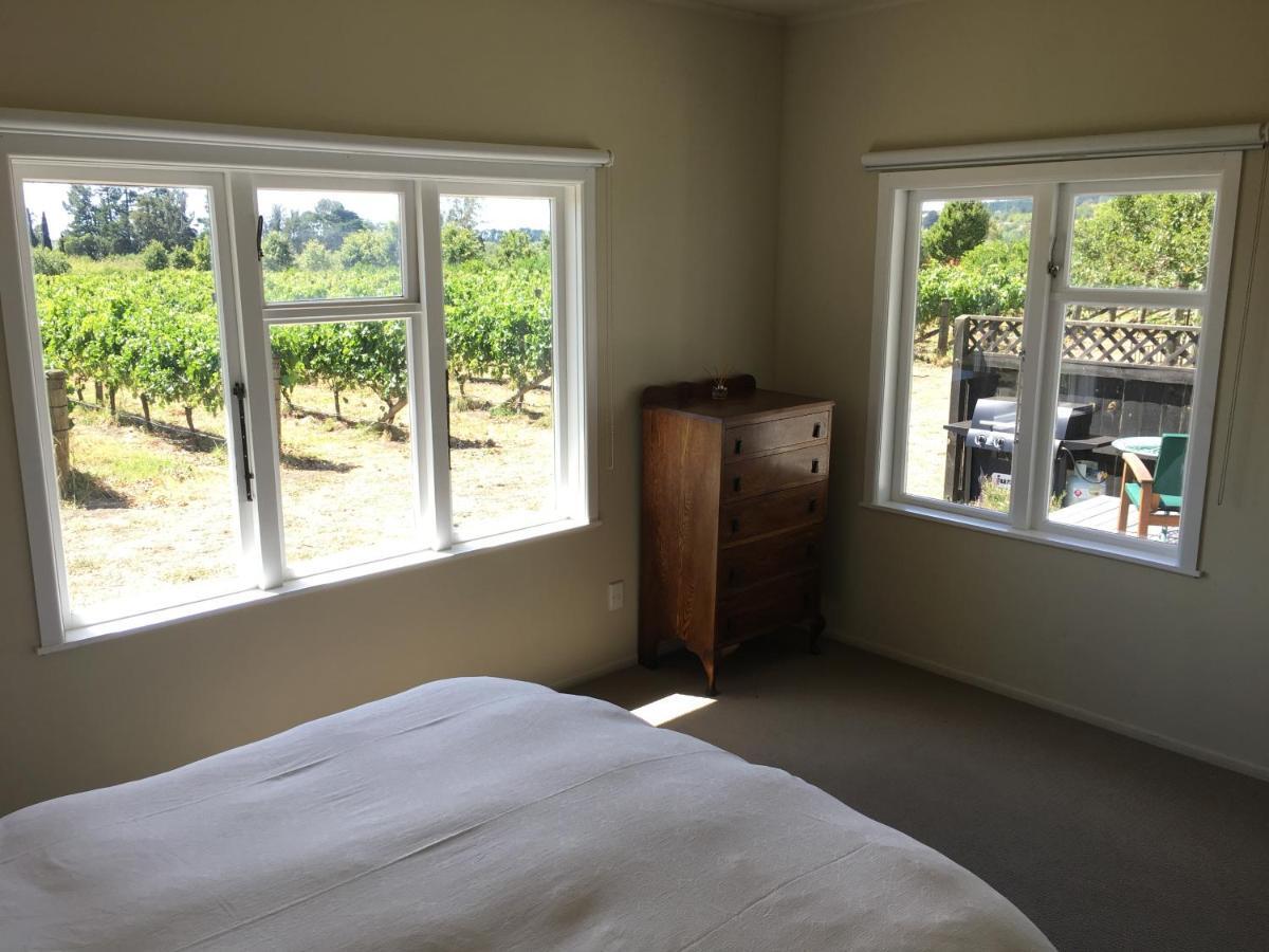Tuki Vineyard Cottage Havelock North Extérieur photo